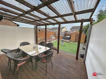 Rear Decking Area