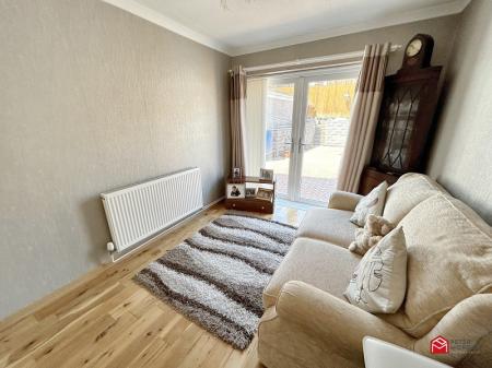 Bedroom 2 / Sitting Room