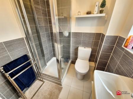 En-suite shower room