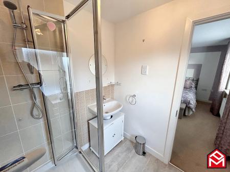 En-suite shower room