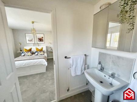 En-suite shower room