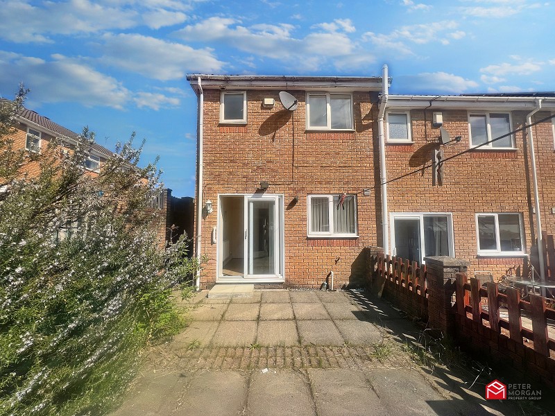 2 bedroom End of Terrace House for sale in Maesteg