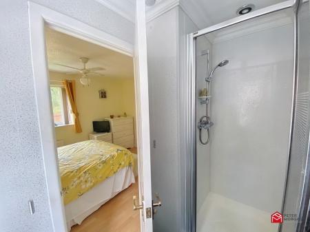 En-suite shower room