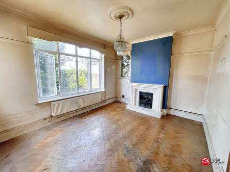 Sitting / Dining Room