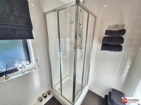 En-suite shower room