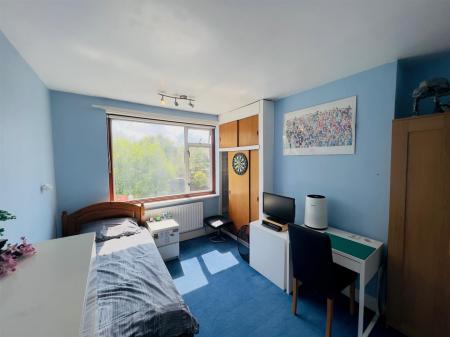 Bedroom 2.jpg
