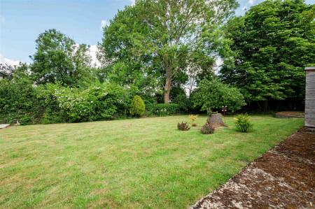 COMMUNAL GARDEN