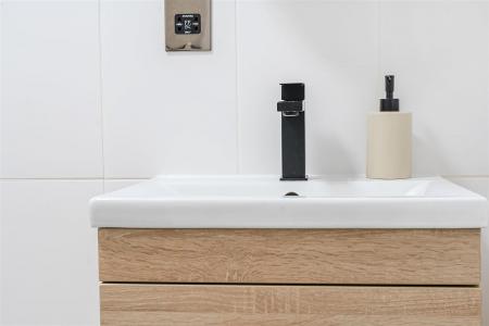 Bathroom sink.jpg