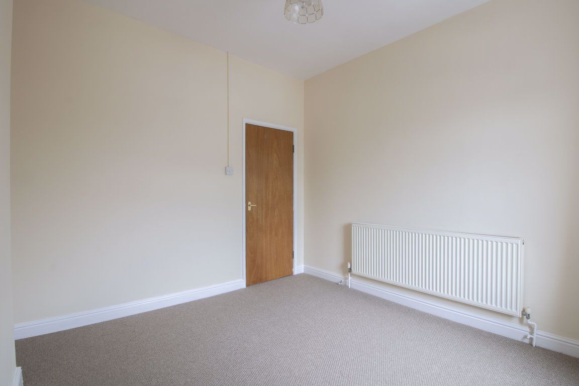 2 bedroom Flat for rent in Newbridge