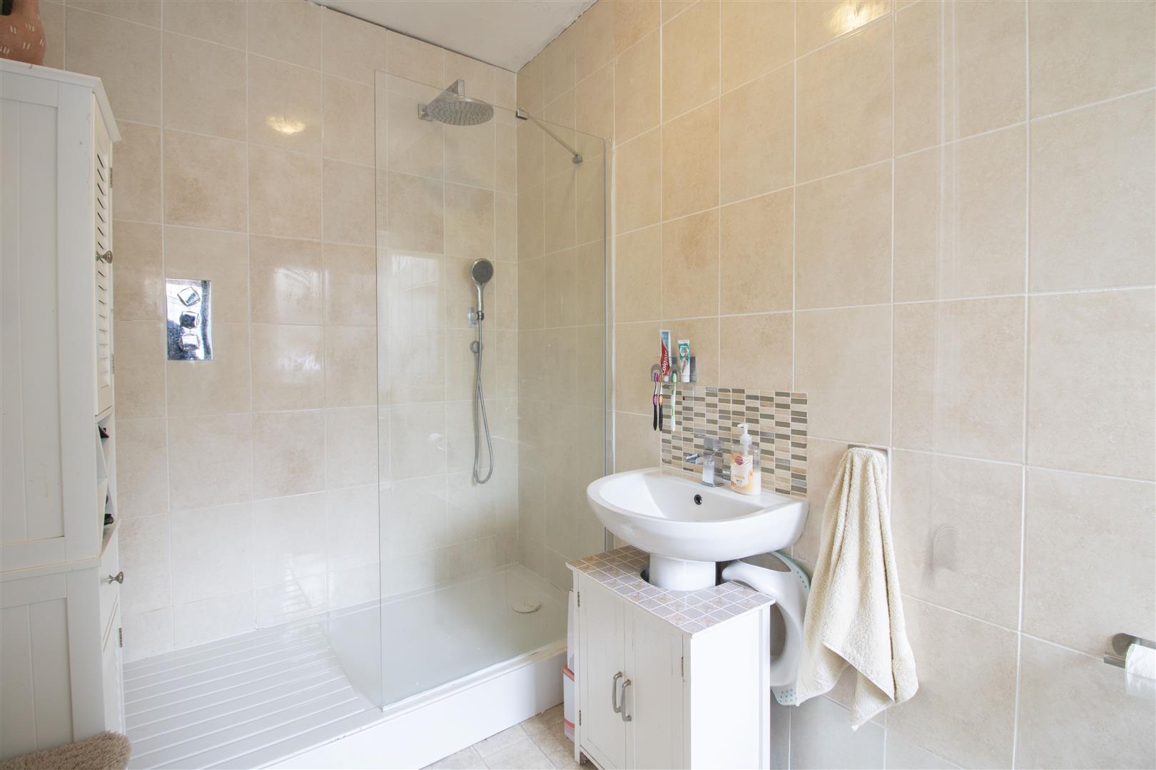 2 bedroom House for sale in Cwmcarn