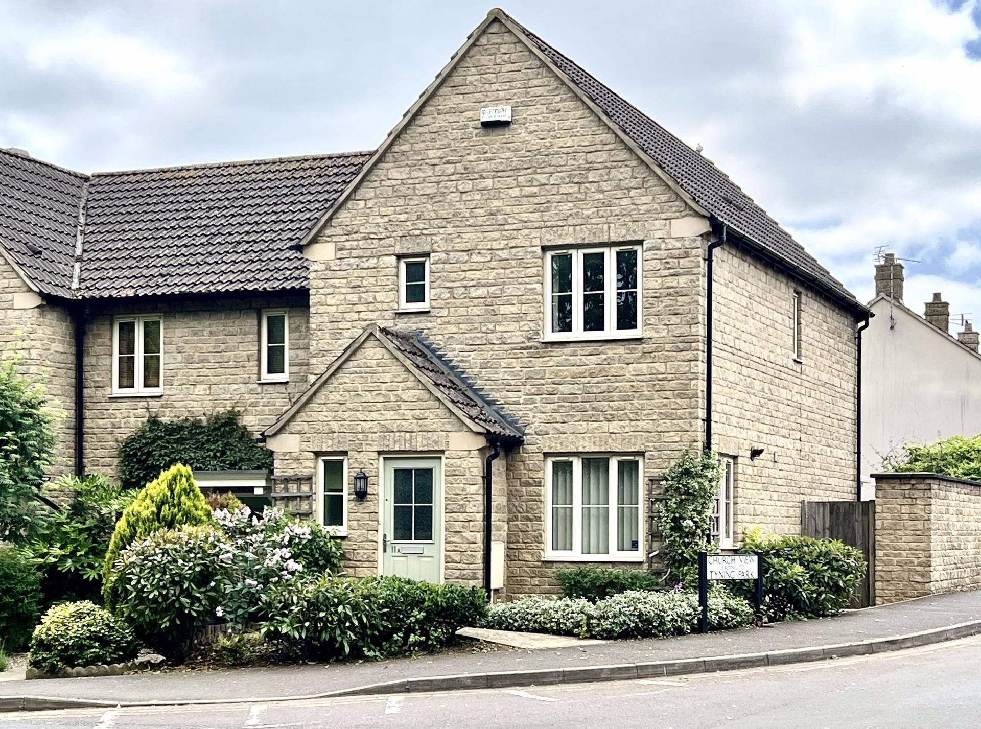 3 bedroom End of Terrace House for sale in Calne