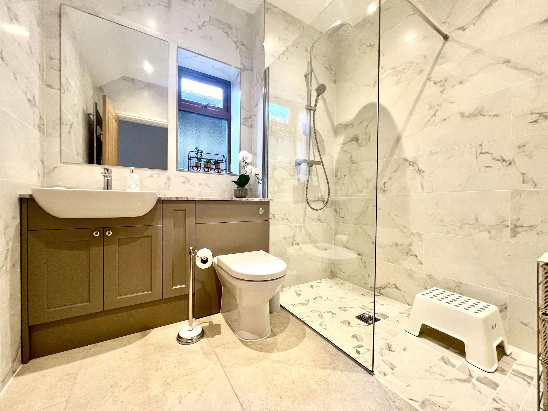 3 bedroom Bungalow for rent in Calne