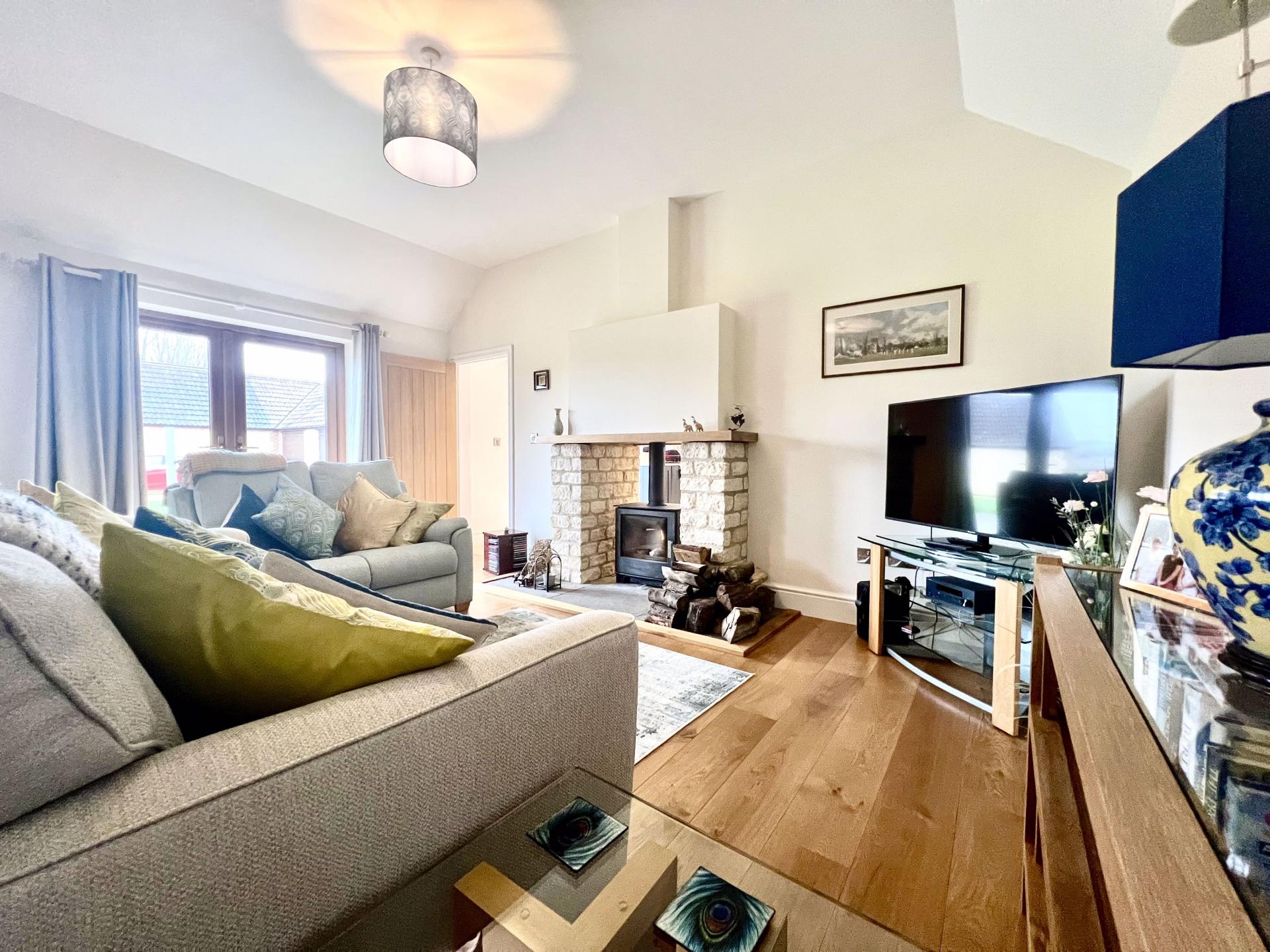 3 bedroom Bungalow for rent in Calne