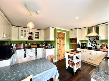 Dining Kitchen
