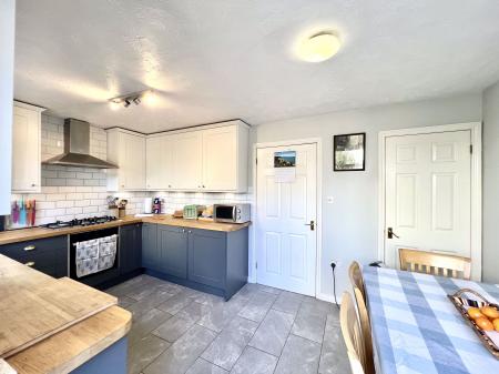 Dining Kitchen