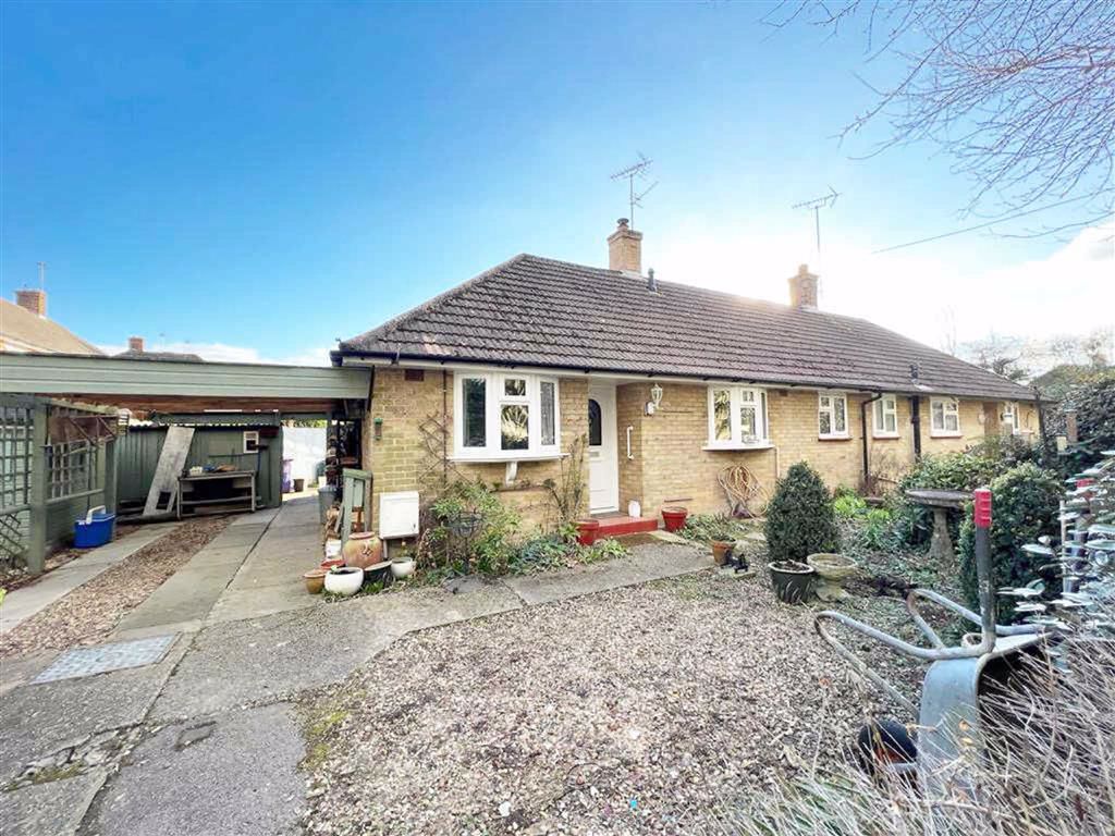 2 bedroom Bungalow for sale in Codicote