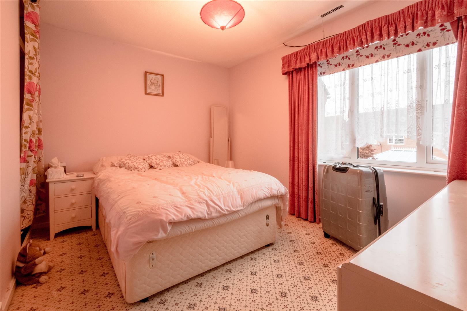 4 bedroom SemiDetached House for sale in Rushden