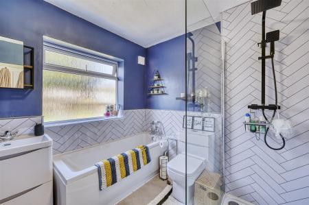 -Nicholas Road-16_HDR-04.jpg