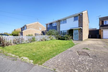 -6 Ashridge Close Rushden-149_HDR-14.jpg