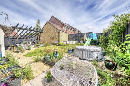 -24 WIllmot Rd Rushden-5_HDR-29.jpg