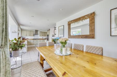-24 WIllmot Rd Rushden-120_HDR-06.jpg