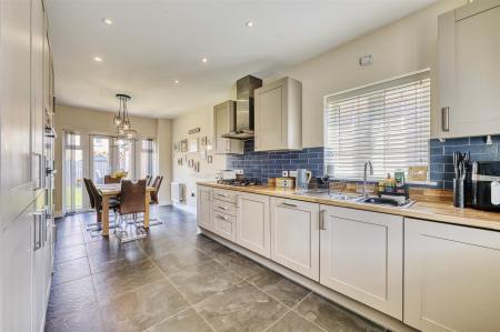 -53 Cottesbrooke Way-90_HDR-07.jpg
