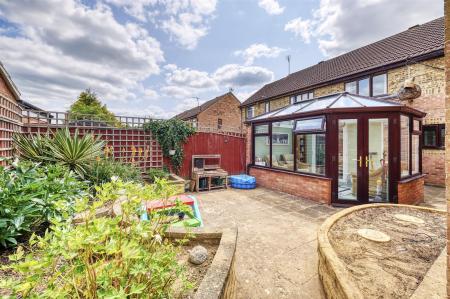 -39 Defurness Drive Raunds-46_HDR-10.jpg