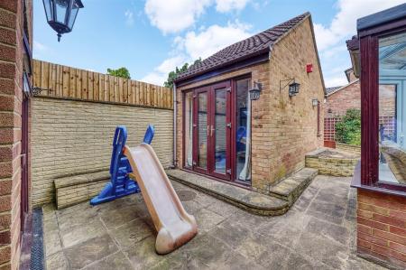 -39 Defurness Drive Raunds-61_HDR-13.jpg