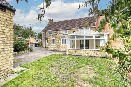 5 the Green Woodlford-16.jpg