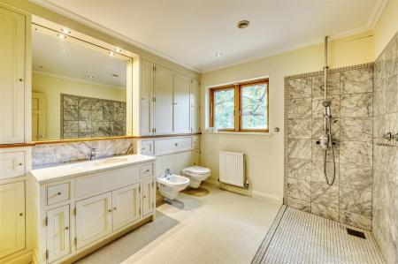 Tollbar Rd Islip-25.jpg