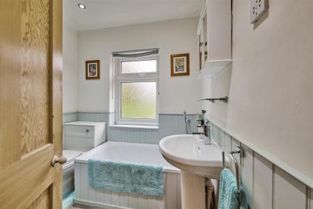 39 Brook Rd Oakham - COEA-27.jpg