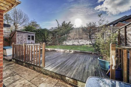 8 Jennings Close Higham-17.jpg