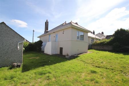 8 Morrish Park (2).JPG