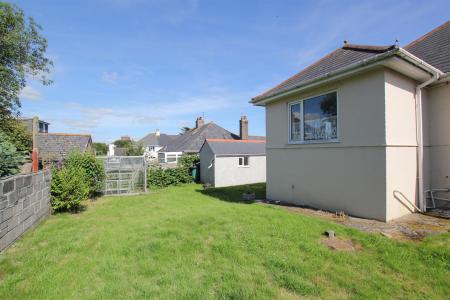 8 Morrish Park (1).JPG