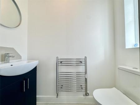 DOWNSTAIRS CLOAKROOM