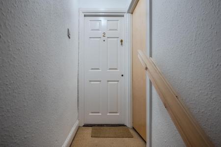 Apt 2 27 Wandsworth Rd_7.jpg
