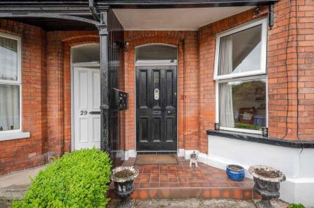 Apt 2 27 Wandsworth Rd_4.jpg