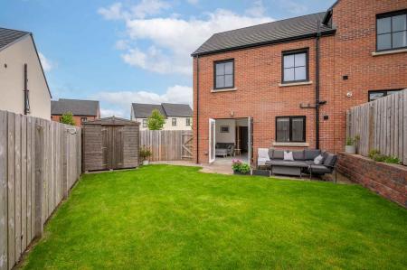 13 Castlegowan Crescent_32.jpg