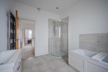 13 Castlegowan Crescent_31.jpg