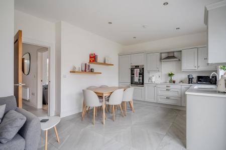 13 Castlegowan Crescent_19.jpg