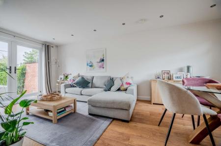 14 Carolhill Park_7.jpg