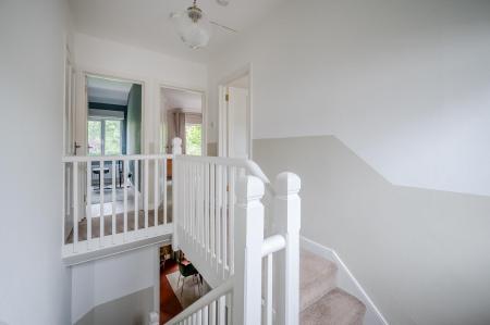26 Cherryvalley Cres_20.jpg