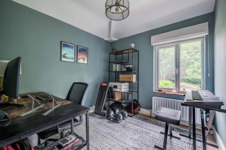 26 Cherryvalley Cres_25.jpg