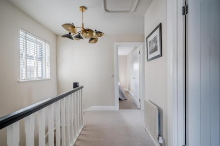 10 Bracken Hill Square_29.jpg