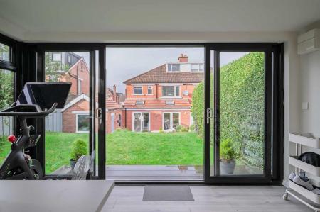 40-5 Norwood Ave.jpg