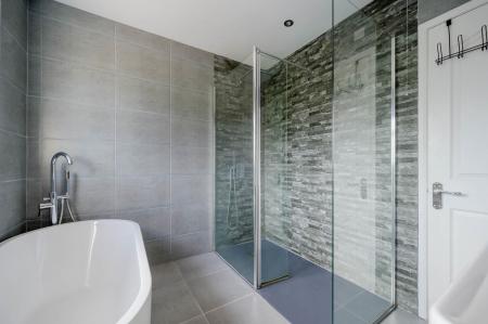 31-5 Norwood Ave.jpg