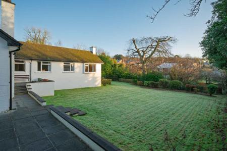 24-25 Tweskard Park.jpg