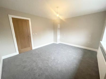 Bedroom 1 2.jpg