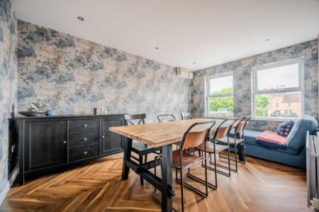 Messenger_creation_7A97F14D-2D82-4A81-B395-146B8F9