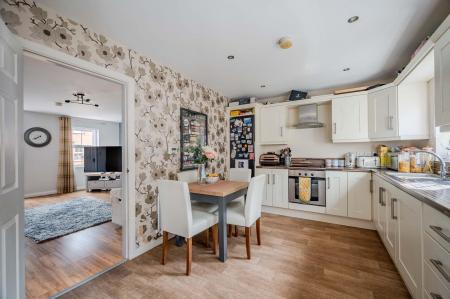 KITCHEN WITH CASUAL DINING AREA
